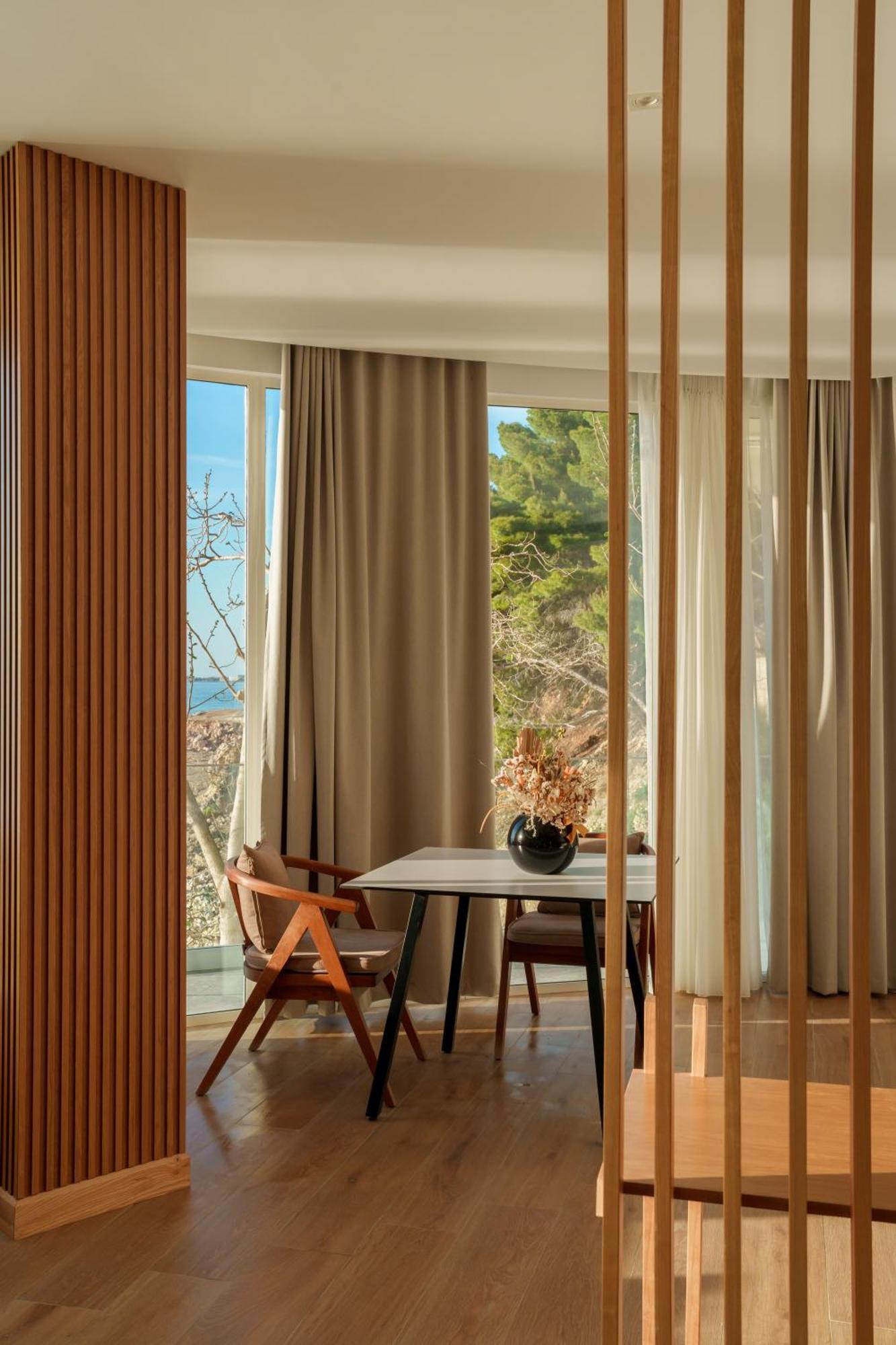 Hotel Nimfa Kanine Esterno foto