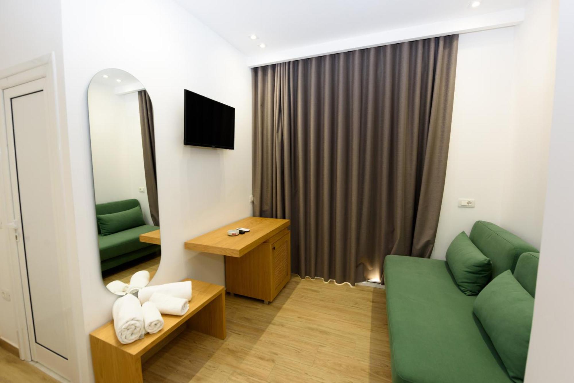Hotel Nimfa Kanine Esterno foto