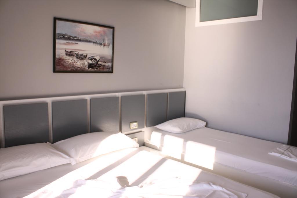 Hotel Nimfa Kanine Esterno foto