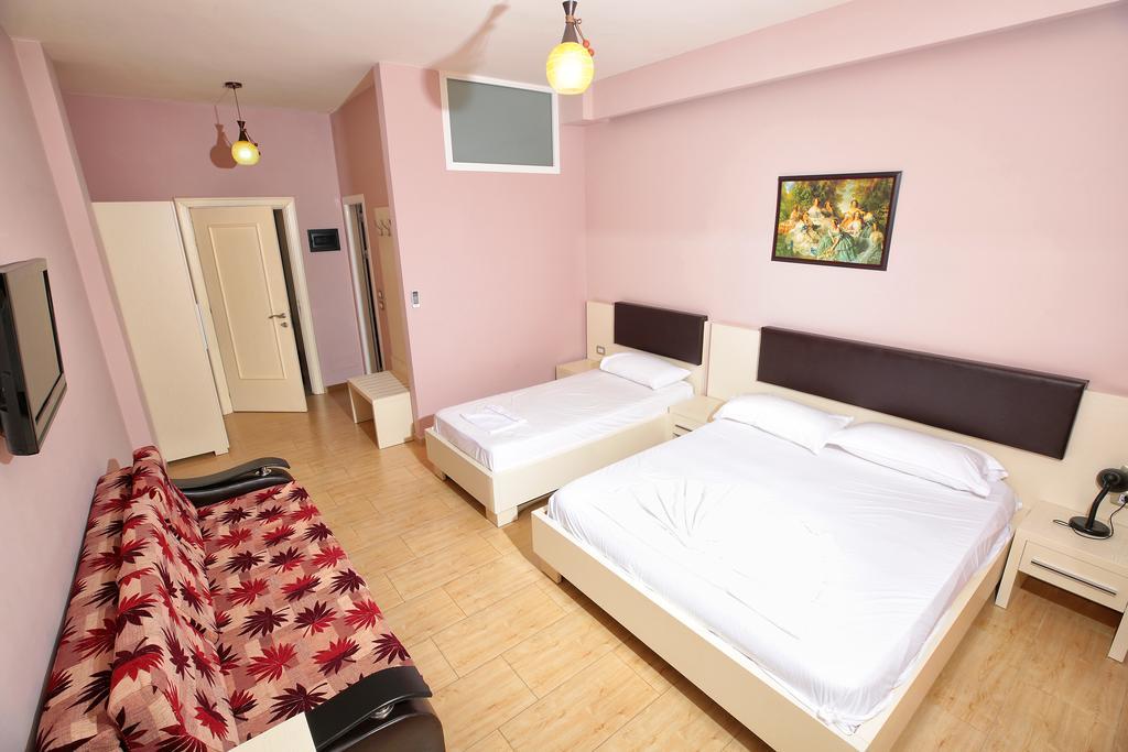 Hotel Nimfa Kanine Esterno foto