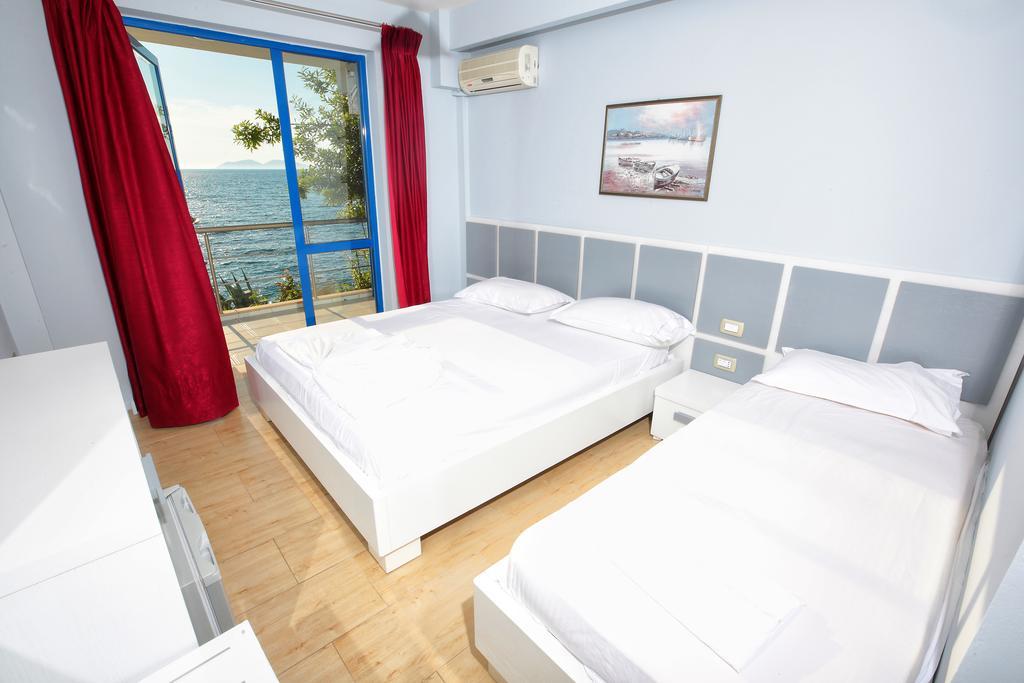 Hotel Nimfa Kanine Esterno foto